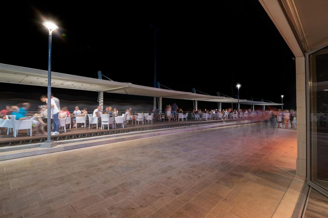 Hotel Vapore Neum Bagian luar foto